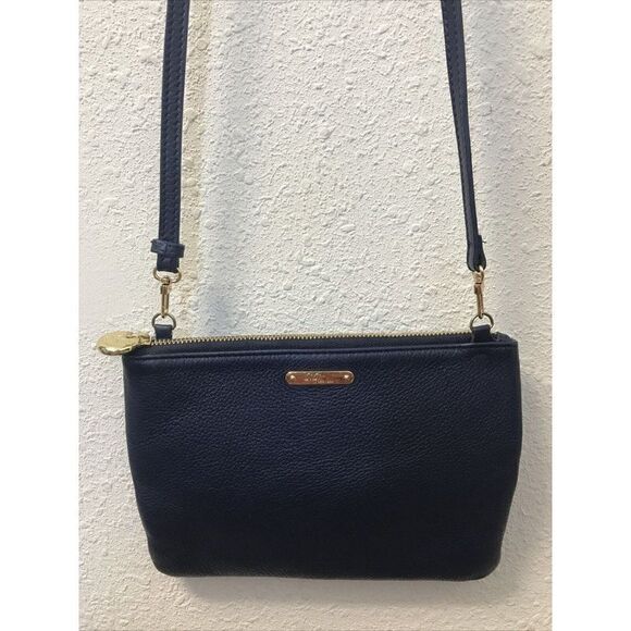 GiGi New York Navy Blue Crossbody adjust Handbag - Picture 2 of 9